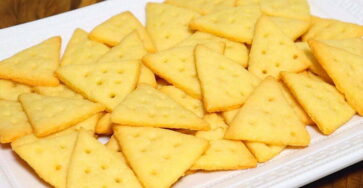 Biscoitos Salgados de Queijo Caseiros