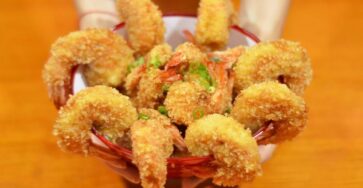 Camarão empanado frito bem crocante