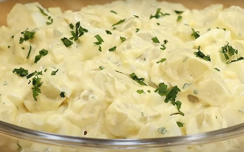 Receita de Salada de Batatas Fácil