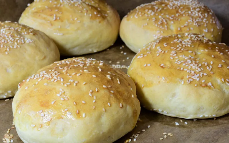 Pão de hambúrguer caseiro