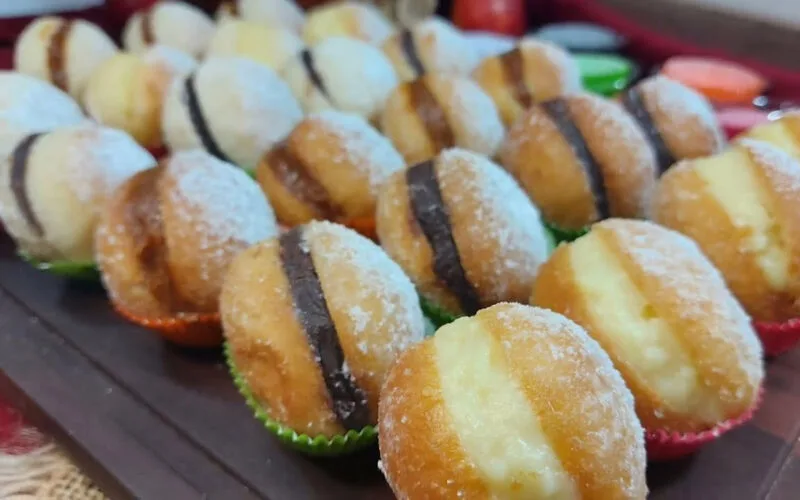 Mini Sonhos Caseiros Recheados